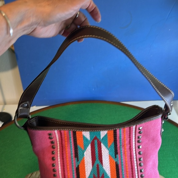 MONTANA WEST PINK AZTAC COLLECTION TOTE WITH DUST COVER - Picture 5 of 16